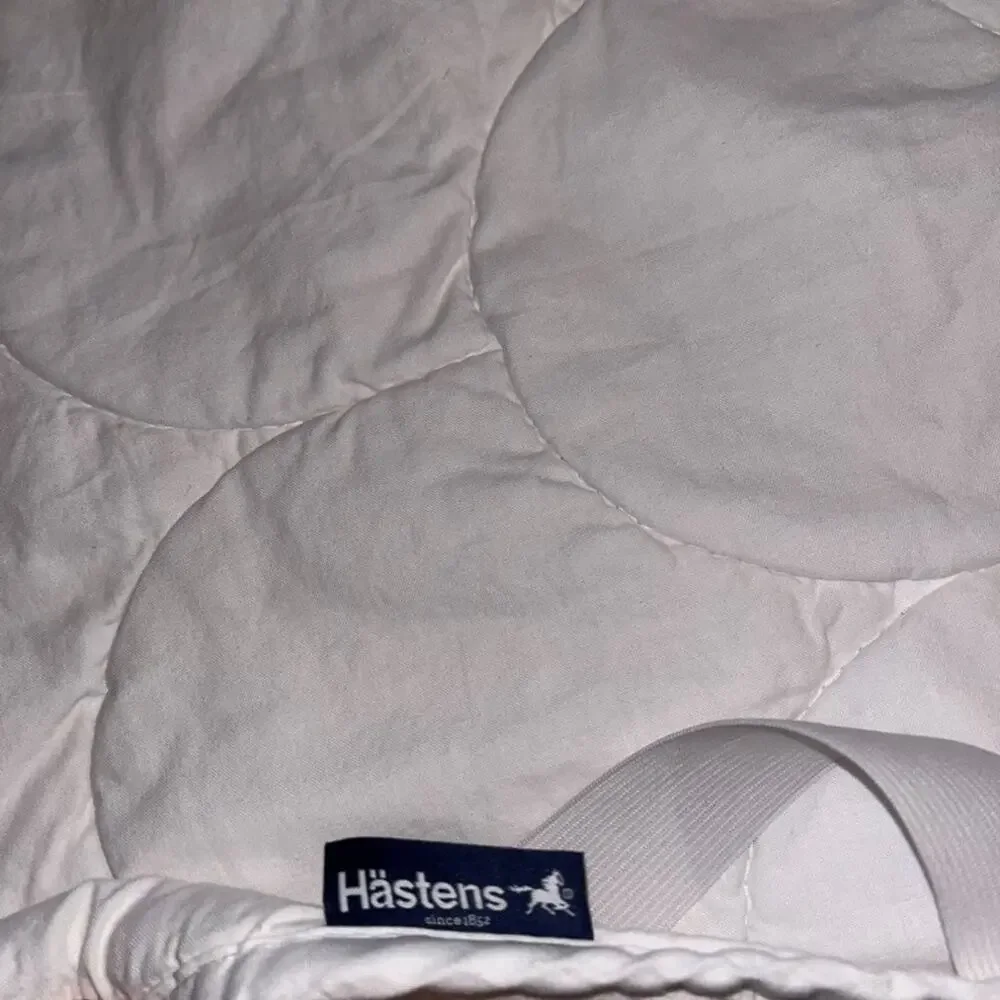 Hästens White Mattress Cover 80x69 Quilted Cotton & Tencel Fill Corner Straps